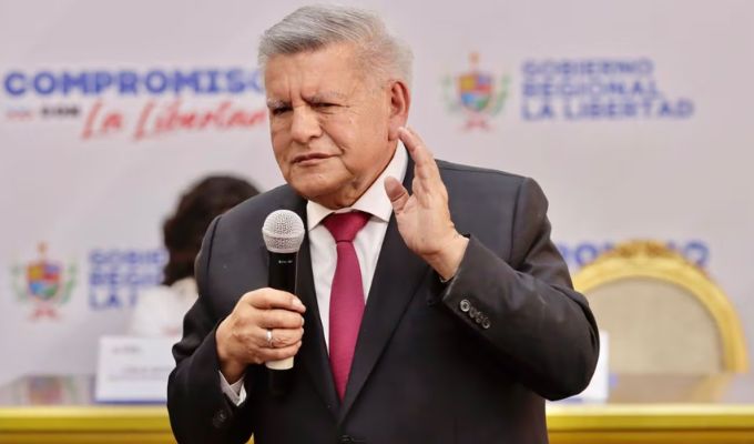 Acuña anuncia que APP no apoyará censuras ni interpelaciones a ministros: "Somos una bancada sensata"
