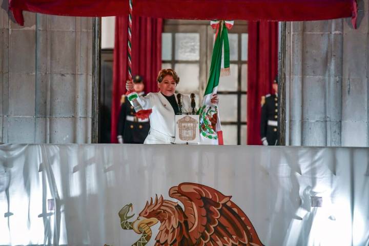 Delfina Gómez encabeza su segundo Grito de Independencia en Toluca
