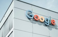 Bruselas multa a Google con 2.950 millones