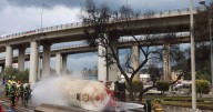 Explosión en puente La Concordia: Brugada anuncia apoyo para familias y teléfono de emergencia