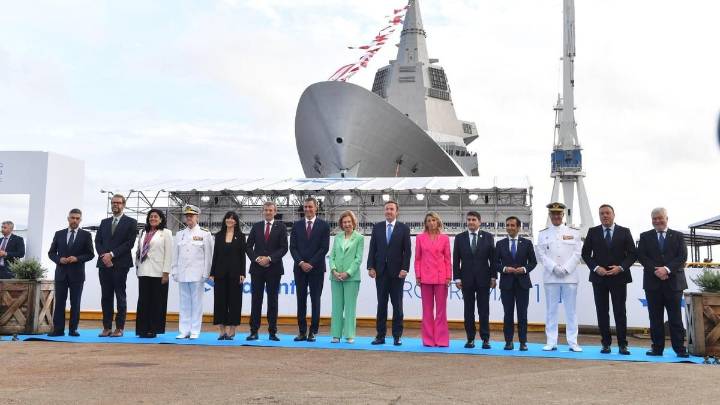 Sánchez, en la botadura de la fragata ‘Bonifaz’: «Es un estandarte de nuestra capacidad tecnológica»