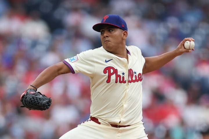 Deadspin | Phillies' Ranger Suarez to work out kinks vs. Twins