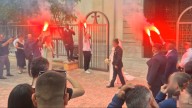 De la iglesia al calabozo: la boda del líder neonazi 'El Ratilla' termina con él y a su banda detenidos tras su boda en Madrid