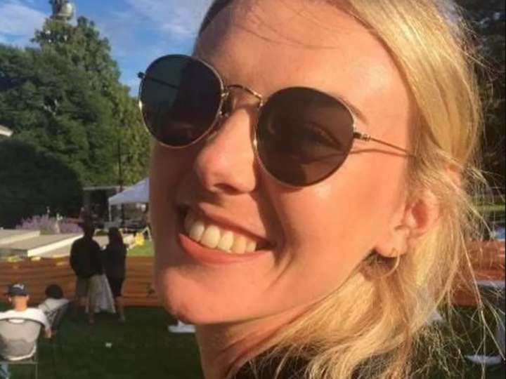 Pensó que veía doble por un vuelo de larga distancia, pero recibió un diagnóstico revelador: "Fue un shock enorme"