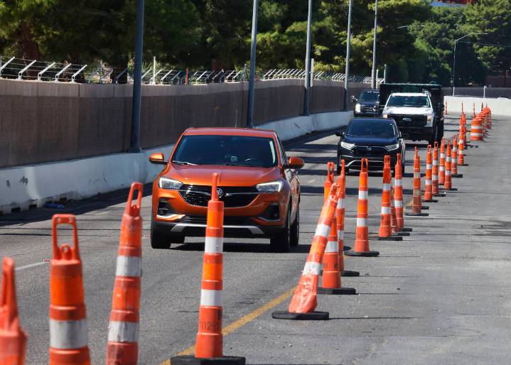 Desert Inn arterial tunnel seeing nearly 30-year-old lighting system upgraded 