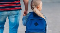 Toda la información sobre las becas de hasta 300 euros para comprar material escolar en la Comunidad de Madrid en el curso 2025
