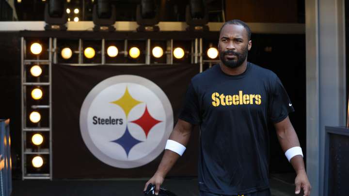 Ex-Super Bowl champion has been released by Steelers