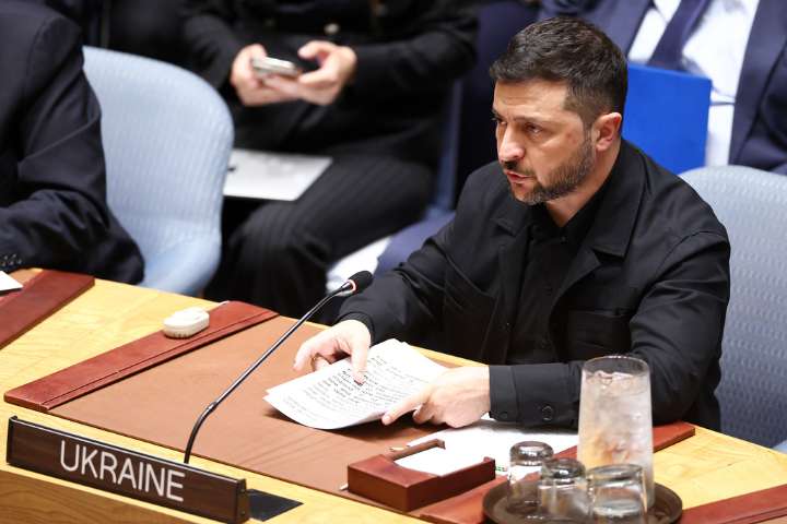 Zelensky Says He Asked Trump For Tomahawk Missiles To Force Putin Into Peace