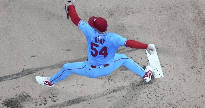 How to watch Cardinals vs. Brewers, TV, live stream, time