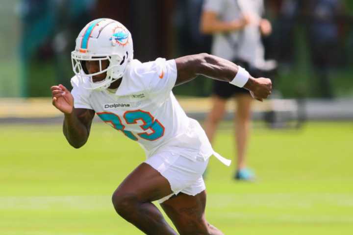 Who Are Malik Washington’s Parents? All About Kiana Teixeira and Dana Washington