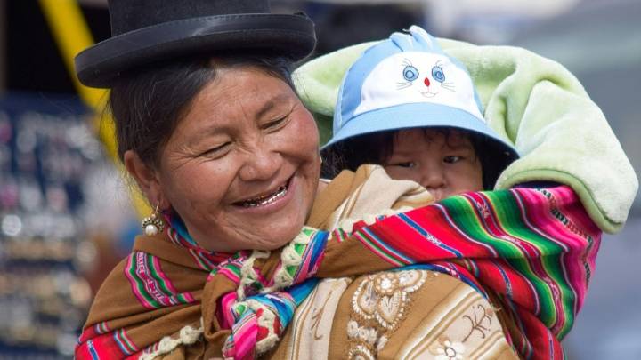 Bolivia prohibió los matrimonios entre menores de 18 años o con adultos para combatir el abuso infantil