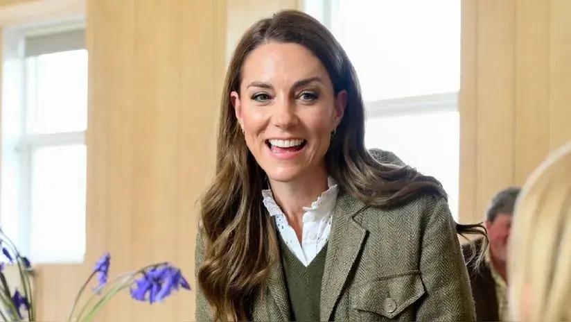 Ahora es rubia: Kate Middleton deja atrás su cabello castaño y luce radical cambio de look