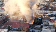 Incendio afecta a vivienda de Recoleta: Existe peligro de propagación hacia otros inmuebles
