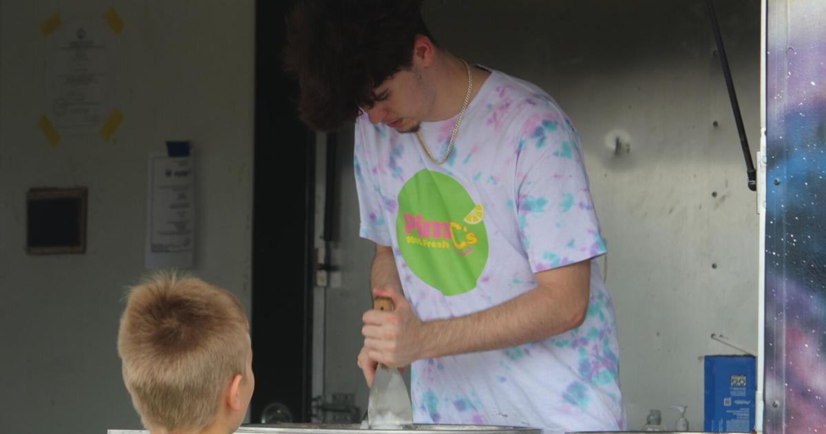 South Berkeley Food Truck Festival draws crowds to fund local elementary school