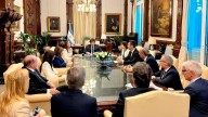 Milei reunió al Gabinete por segunda vez en el día, tras la derrota electoral en…