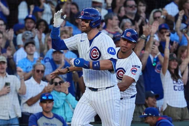 Carson Kelly delivers the Cubs a wild 7-6 victory over the Braves