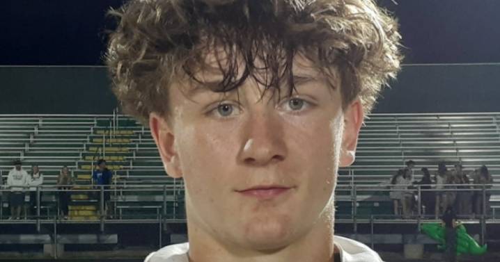 Huntley breaks away late for FVC win against Crystal Lake South