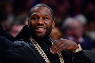 Floyd Mayweather Casually Earns $37K Sitting Courtside at Lynx vs. Mercury WNBA Game