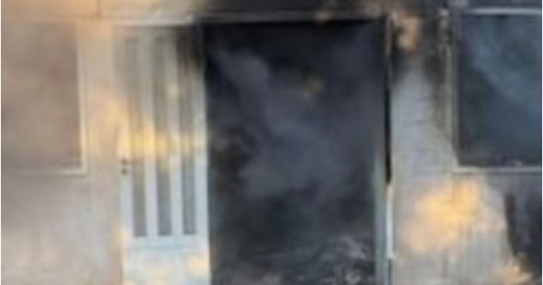 Cuatro jubilados murieron en un incendio en un geriátrico: investigan si estaba habilitado