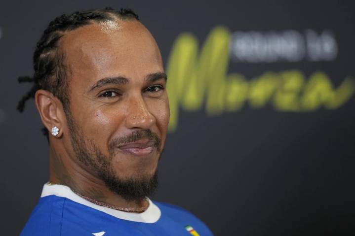 Penalización de Hamilton le da algo ‘más por lo que luchar’ en su debut en Monza con Ferrari