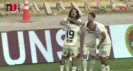 ¡Con técnica de delantero! Gol de Williams Riveros para el 2