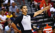 Árbitro tijuanense pita las finales internacionales de basketball y en la NBA