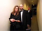 Who Was Andre Agassi Married to Before Steffi Graf? All About His Marriage With Brooke Shields Before meeting Steffi Graf, eight-time slam champion Andre Agassi had a tumultuous past with famous Holly