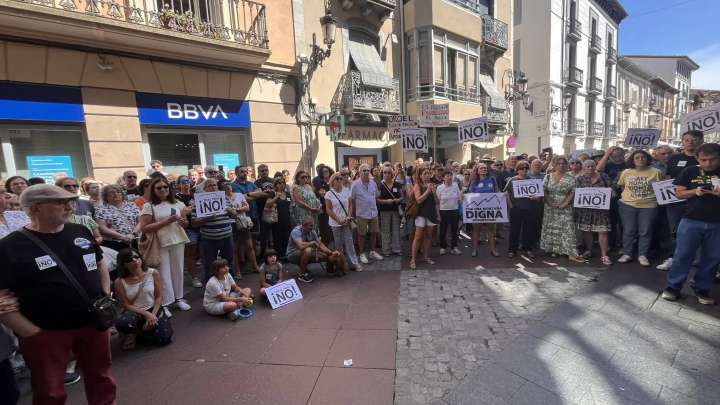 Presentadas las primeras alegaciones contra el proyecto de ocio Oroel Park en Jaca
