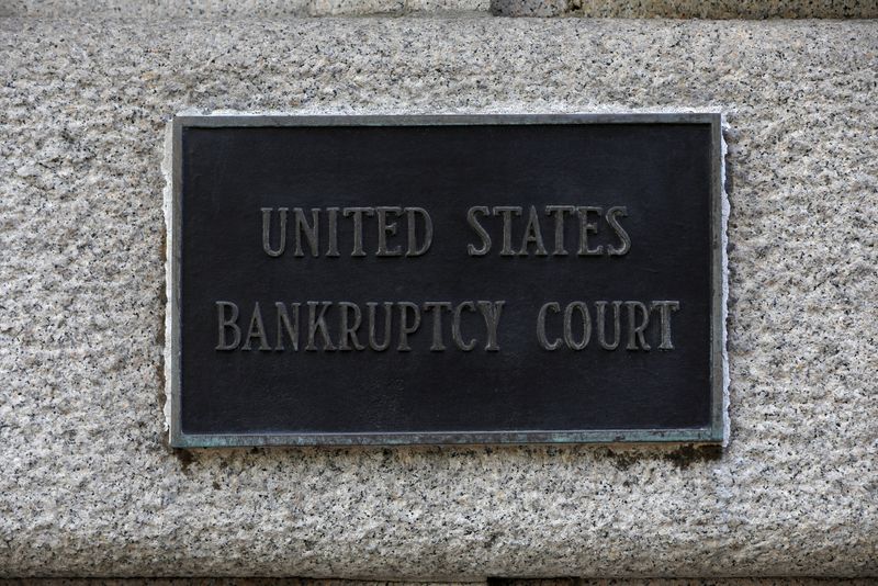 Analysis-US auto bankruptcies show rising credit pain in low
