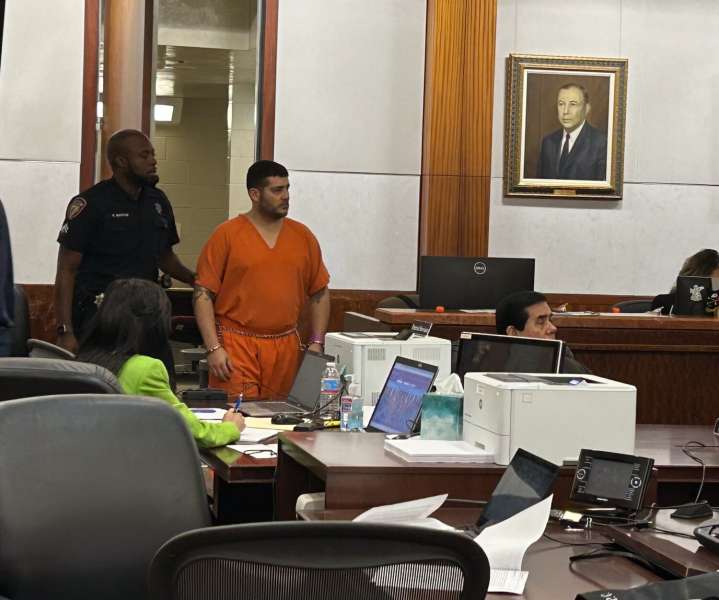 Houston man accused of killing 11-year-old boy over prank asks judge for lower bond amount – Houston Public Media