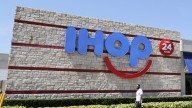 Exempleado de IHOP arrestado por asesinato en Brooklyn por apuñalamiento mortal a trabajador de 69 años