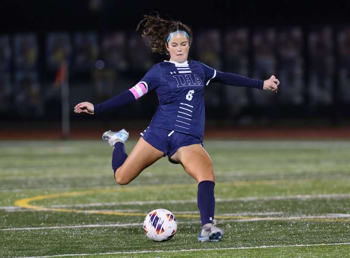 No. 11 IHA topples No. 4 DePaul in clash of North Jersey powers