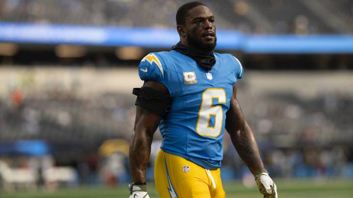 Chargers’ Denzel Perryman sidelined with ankle injury after season opener