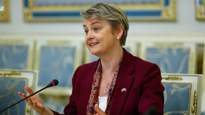 Reino Unido advierte a Israel sobre sus represalias por reconocer a Palestina: "No deben hacer eso"