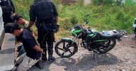 Detienen a dos hombres con droga y arma hechiza en Ciudad Victoria