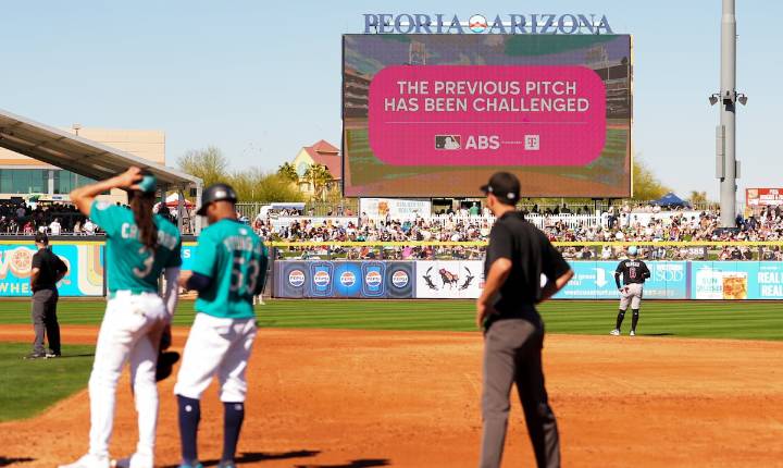 Oficial: MLB aprueba árbitros robot para 2026 como parte del sistema de retos de bolas y strikes