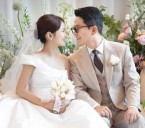 A Beloved Comedian Couple Wed Over the Summer