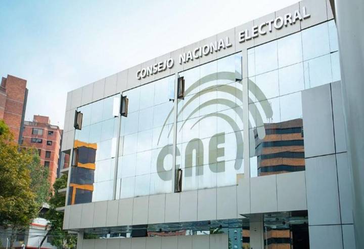 Ecuador irá a las urnas para decidir si desea una nueva Constitución