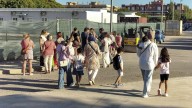 Familias de alumnos de un colegio afectado por la dana denuncian falta de seguridad en el centro