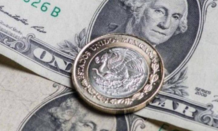 Previo a la publicación del Paquete Económico 2026, peso se aprecia contra dólar más débil