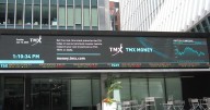 S&P/TSX composite loses ground amid tech weakness