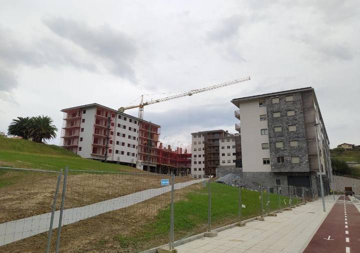 La compraventa de viviendas en Euskadi roza el récord de 2007 en plena burbuja inmobiliaria