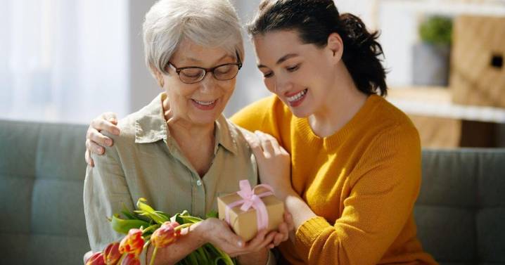 12 Meaningful Ways to Make Your Stepmom Feel Special on Her Birthday