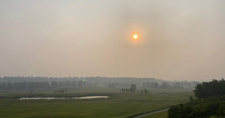 Much of Alberta, Saskatchewan under a blanket of wildfire smoke, air quality warnings