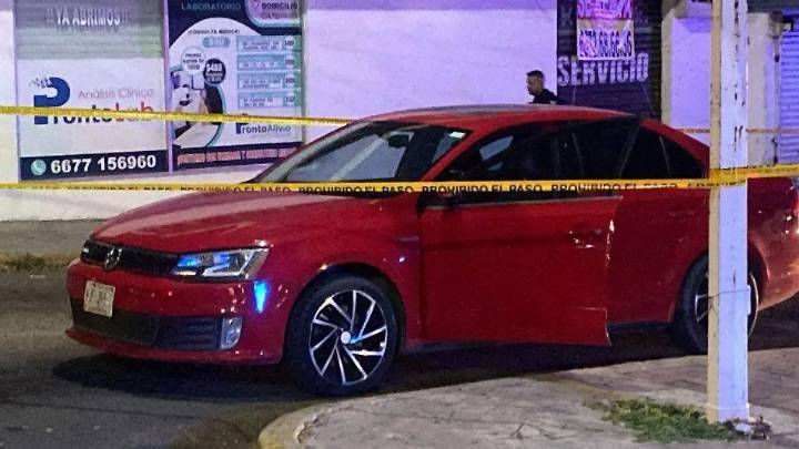 Privan de la libertad a padre e hijo en la colonia Las Vegas, en Culiacán