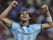 Lo que no se vio de la victoria de Racing ante Vélez: qué le dijo Sosa a Costas en el oído para liquidar la serie