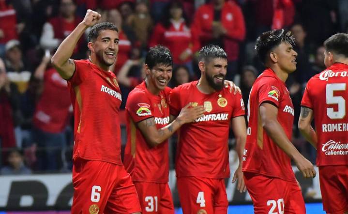 Puebla con otra derrota en Toluca