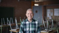 Jeroni Miguel, profesor de literatura jubilado: “‘El Quijote’ es la gran guía para la vida: eso enseñé a mis alumnos”
