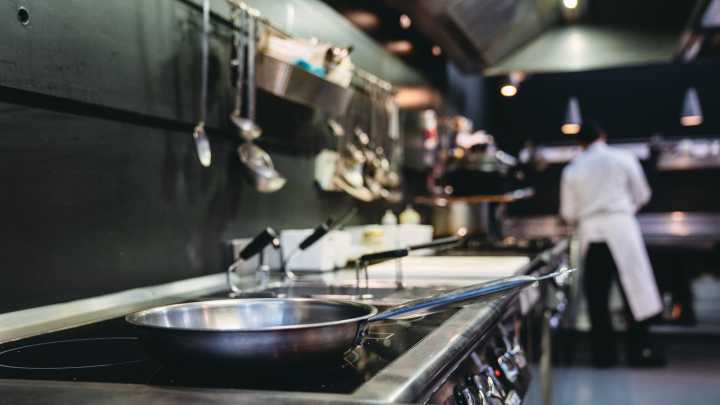 Iowa Restaurant Association honors 5 Iowa City women for 2025
