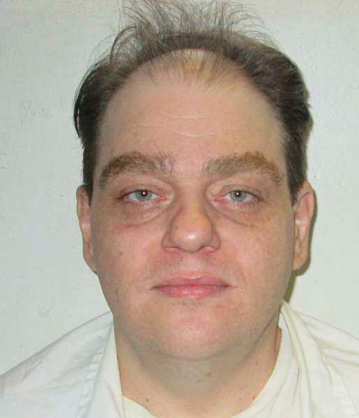 Son of woman murdered by man now on death row asks Alabama to stop his execution